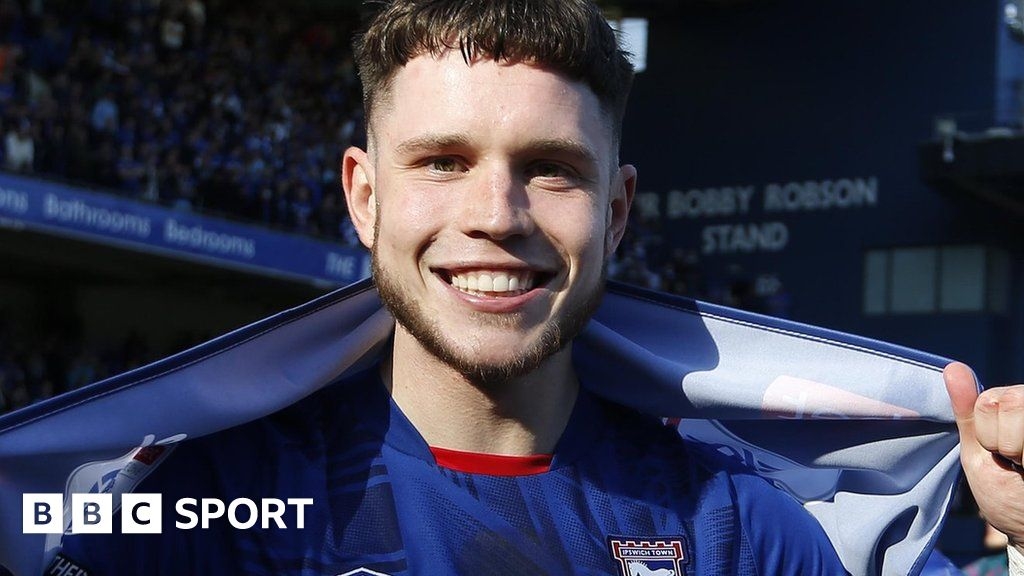  26歲伊鎮中鋒赫斯特將代表蘇格蘭出戰，曾入選英格蘭各級青年隊