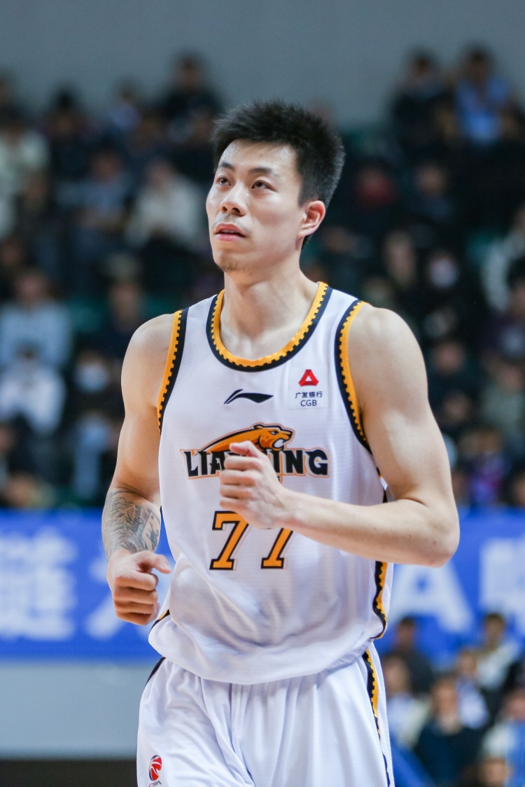  媒體人：張鎮麟、韓德君將因傷缺席今晚對陣北控的比賽